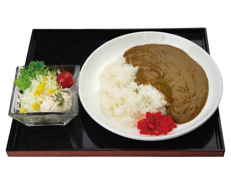カレーライス(サラダ付)（780円(税込)）