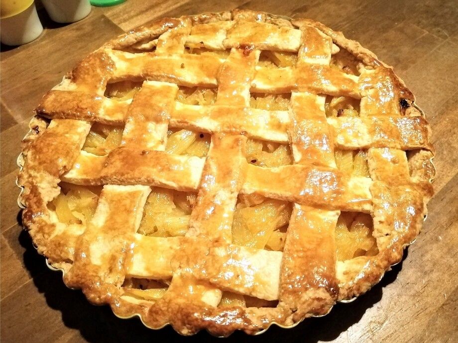 1.5倍サイズ自家製デザート+ Hot coffeeセット(ジャスミンティーに変更可）15:00以降