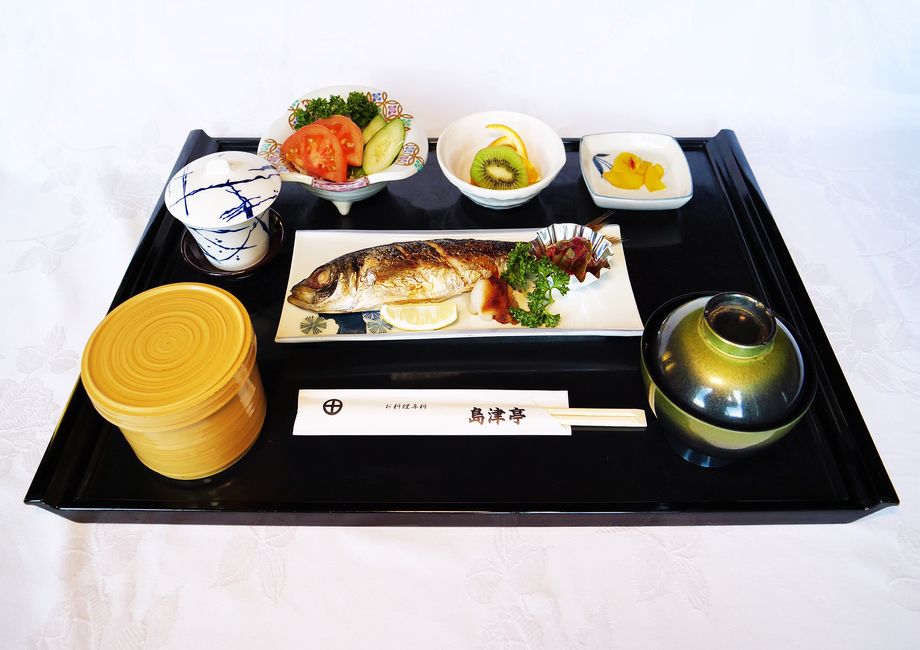 【ランチメニュー】日替わりランチ（990円）