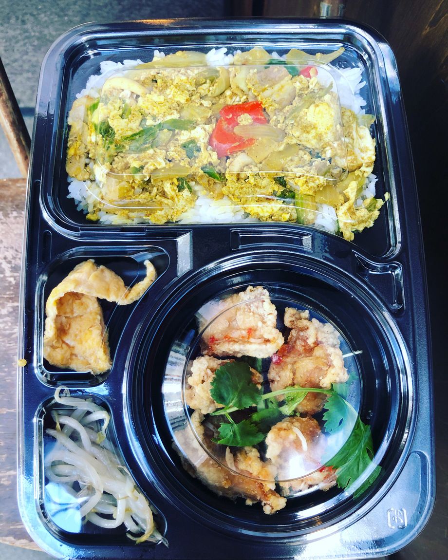 カレー炒め弁当