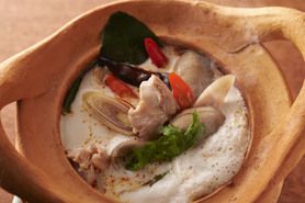 トム・カー・ガイ／ココナッツミルク入り芳醇なチキンスープ