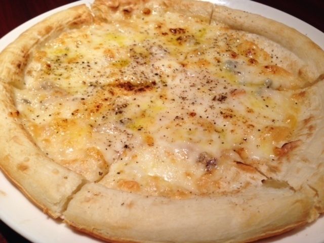 四種のチーズPIZZA～メイプルシロップ添え～