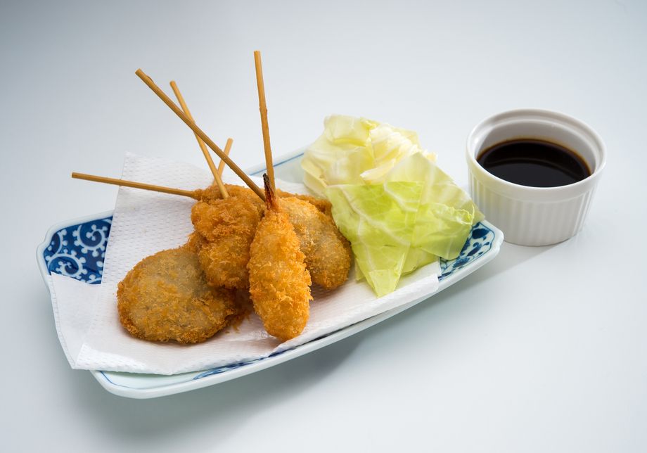 串カツ盛り合わせ