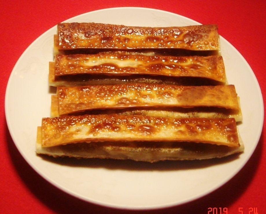 ジャンボ鉄鍋焼き餃子