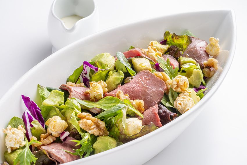 ローストビーフとアボカドのサラダ