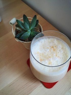 バナナキャラメルと甘酒のスムージー
