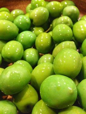 グリーンオリーブ