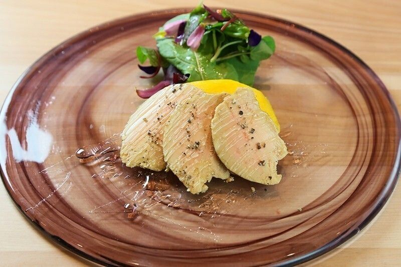 ガッルーラのスペシャリテ「フォアグラのスモークとマンゴー」