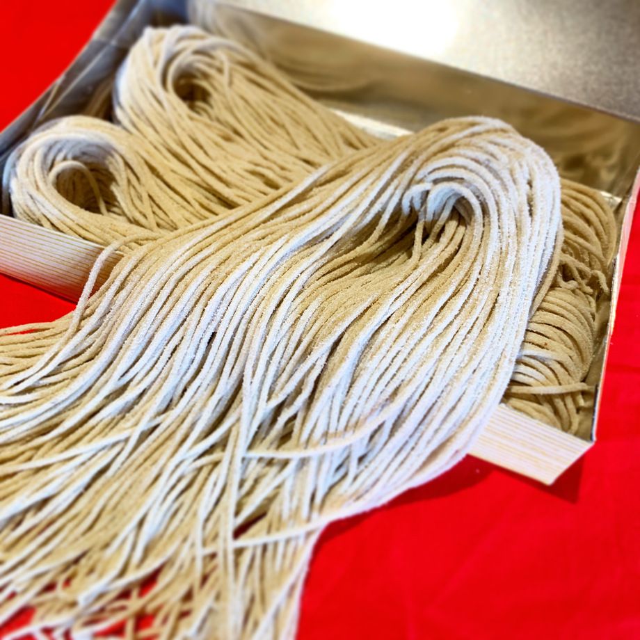 持ち帰り生そば　３人前