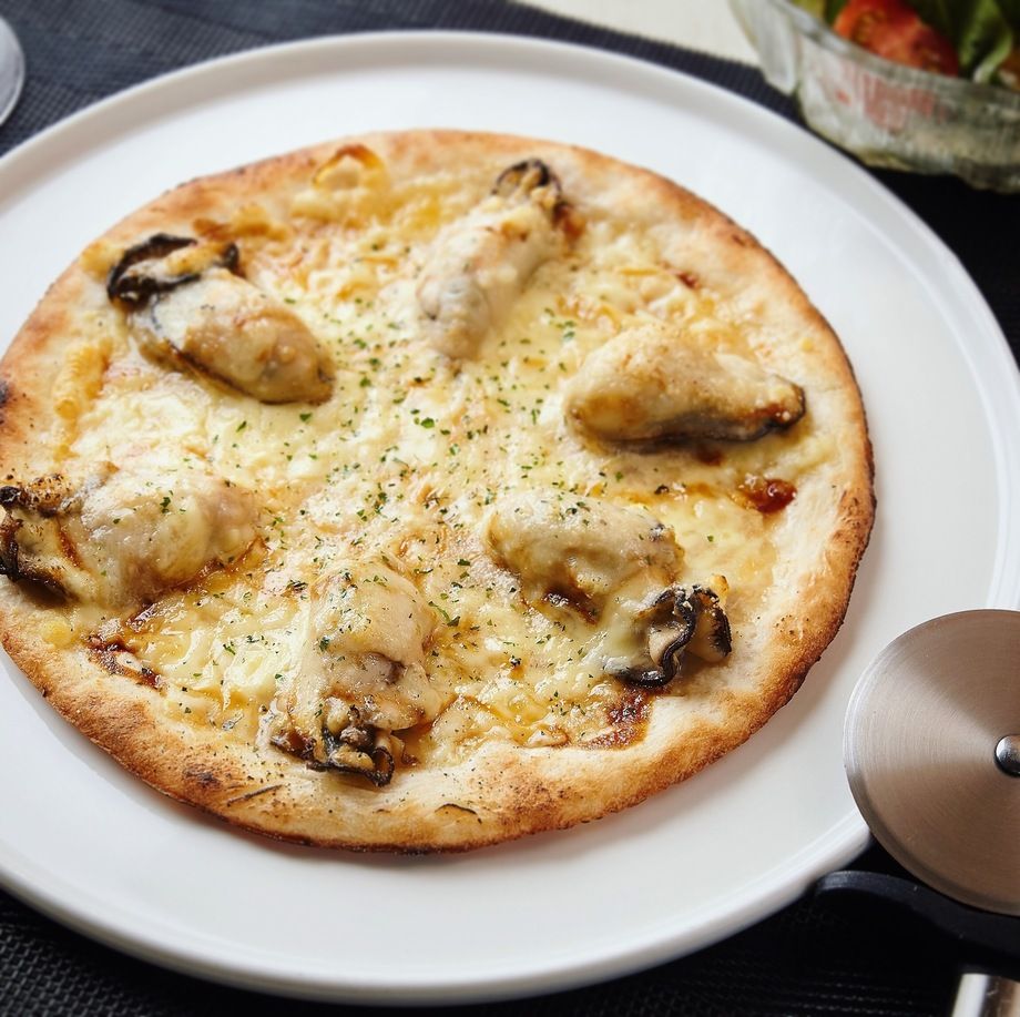 カキピザ（1080円）