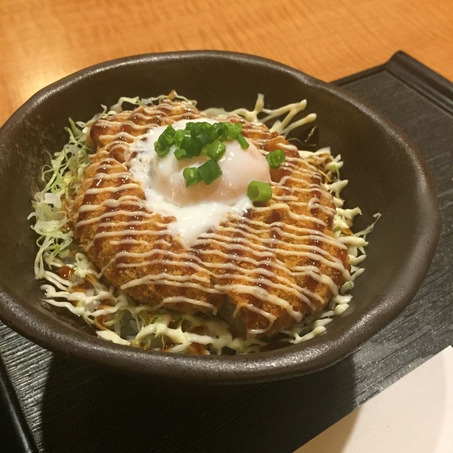 メンチカツ丼