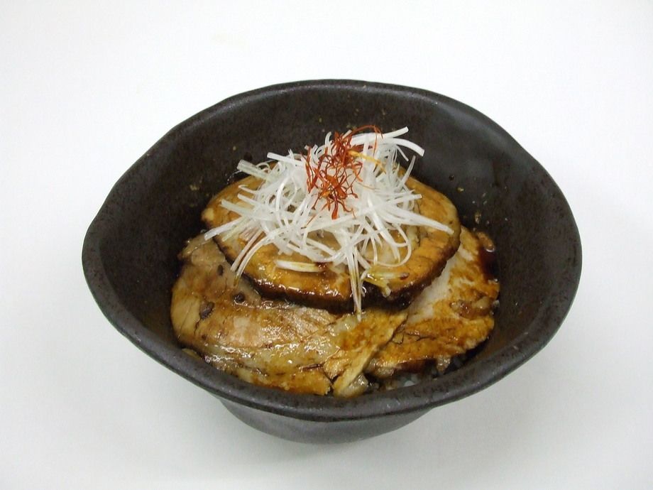 チャーシュー丼