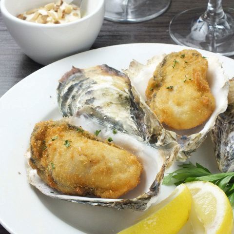 2種類のカキフライ（290円～）