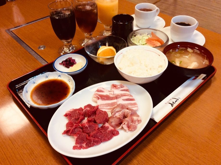 焼肉ランチ(ドリンクは別途料金がかかります。)（1,400円（税抜1,273円）～）