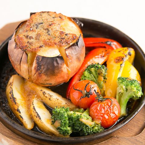 丸ごと玉ねぎのグリル（780円）