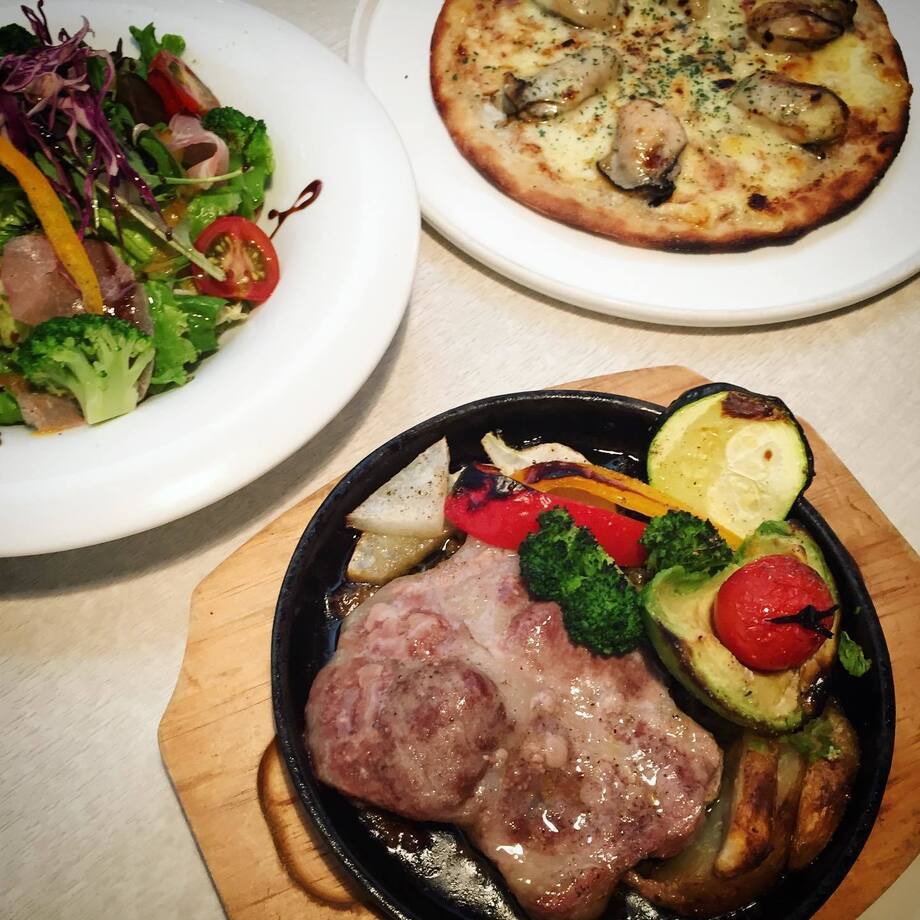 スペイン幻の豚のステーキ（1180円）