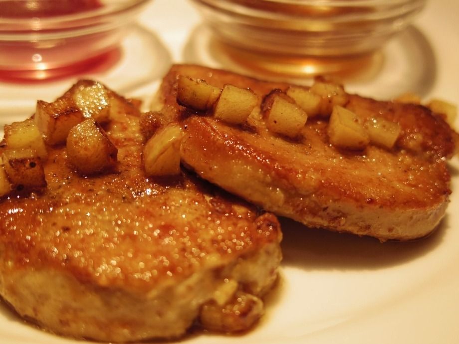 フォアグラソテー　2種のソース