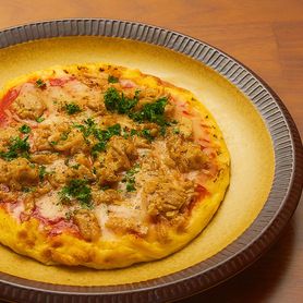 ツナマヨカレーのオムピザ