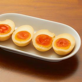 自家製ニンニク味玉子