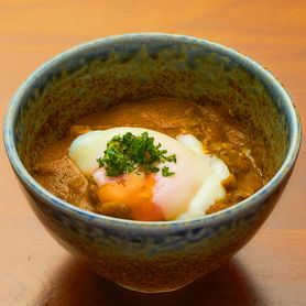 温玉牛スジカレーTKG風