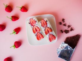 苺チョコチップサンド