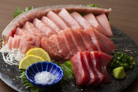 【数量限定】八州名物！マグロの腹身 断面刺し