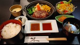 まどい自家製ハンバーグ御膳