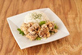 チーズ唐揚げのプレート