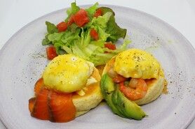 エッグベネディクトプレート