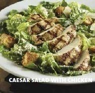 ◇シーザーサラダ◇ロメインレタスをロマーノチーズ、クリーミーなオリジナルシーザードレッシングで和え、スライスしたパルメザンチーズをトッピングした自慢のサラダ。（1,580円）