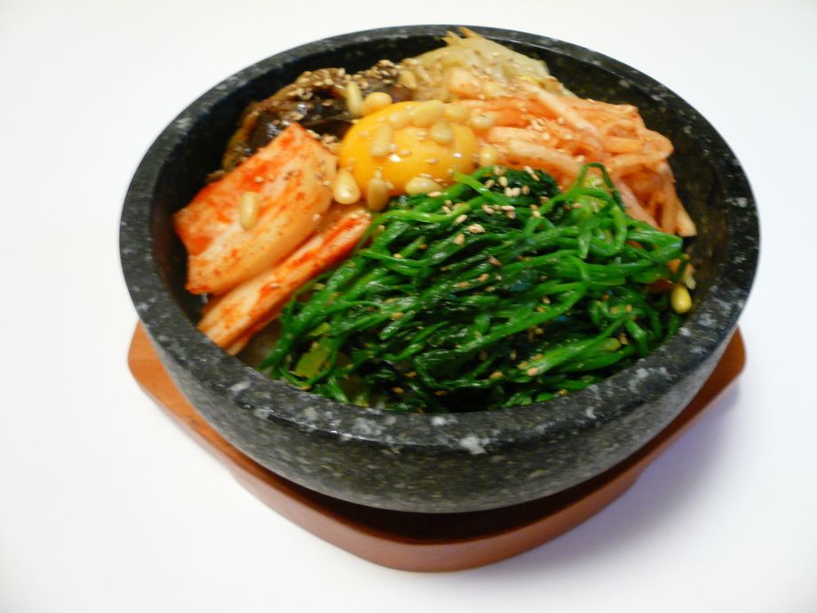 石焼きビビンバ