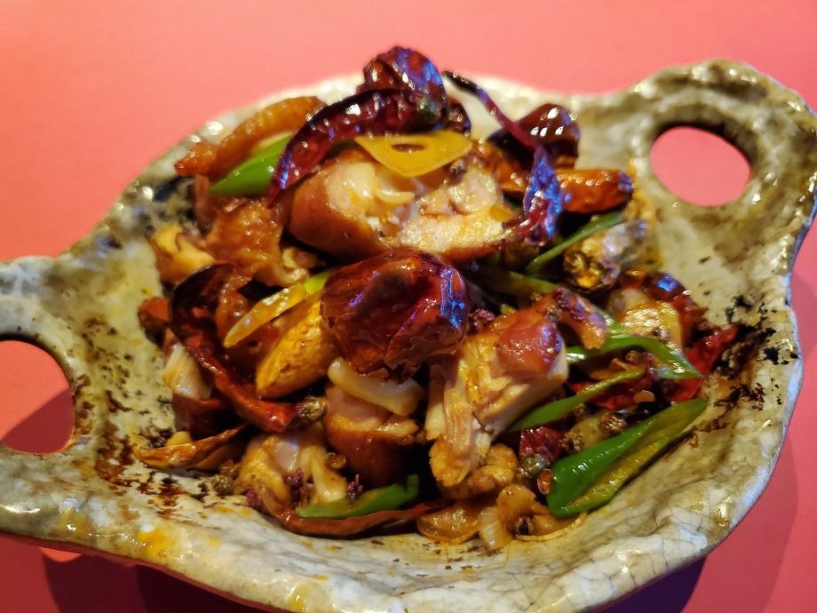 鶏唐揚げの四川唐辛子炒め