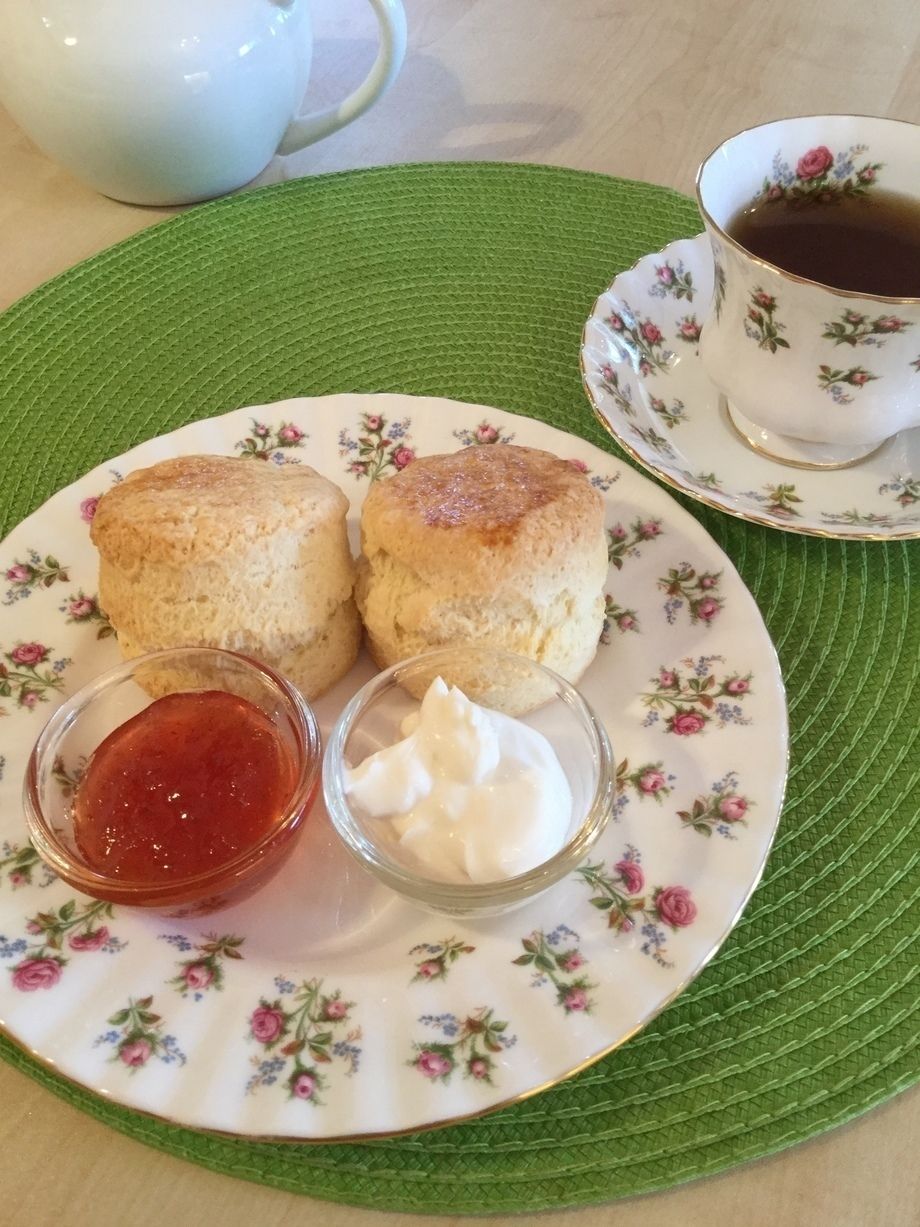 クリームティーセット（スコーンと紅茶のセット）