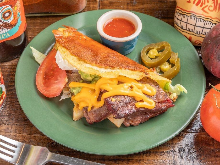 焼きチーズタコス（ビーフorポークorチキン）