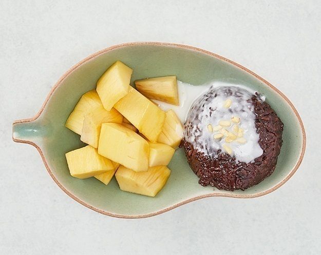 黒もち米＆マンゴー（カオニャオマムアン）