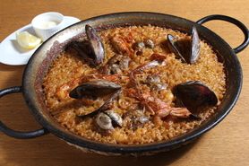 魚介たっぷりのパエリア(2人前）