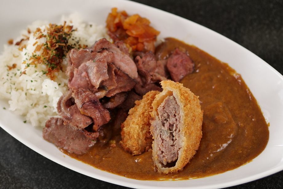 【自家製】俺の牛タンメンチカレー