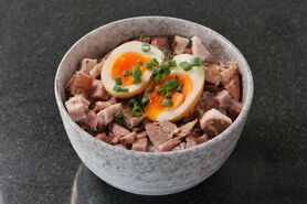 豚玉丼