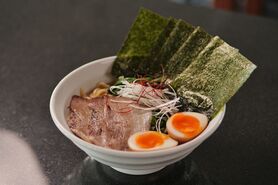 特のせラーメン 醤油