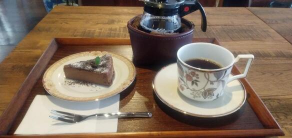 コーヒー風味のベイグドチョコレートチーズケーキ