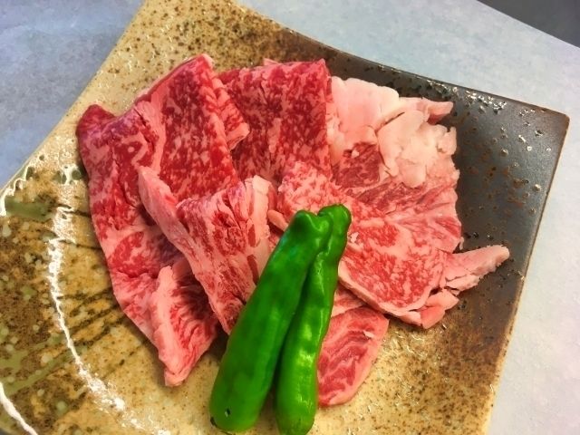 黒毛和牛上カルビ(100g)