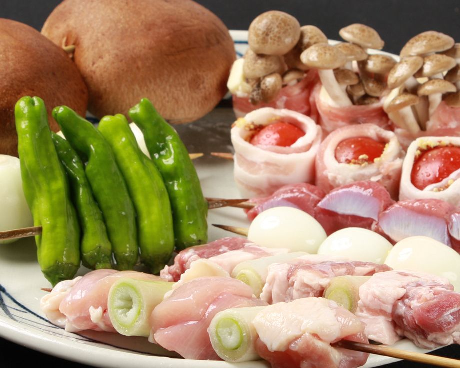 炭火焼コース（飲み放題　2時間￥4000　2.5時間￥4500　3時間￥5000）