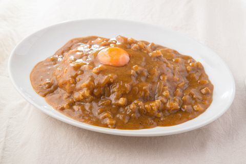 日乃屋カレー（生卵or温玉）