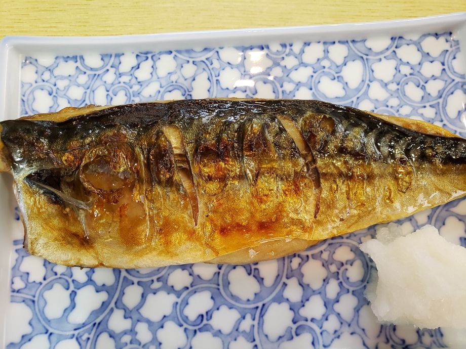 鯖の塩焼き