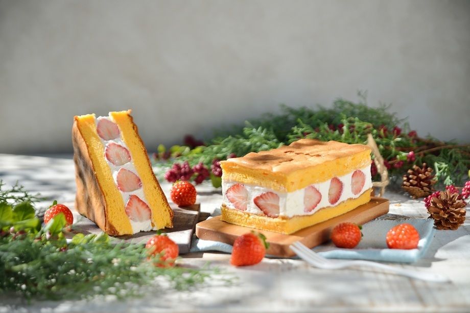 旬の果実のシフォンサンド