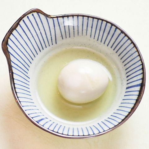 十勝音更竹内養鶏場　黄身が白い米艶玉子