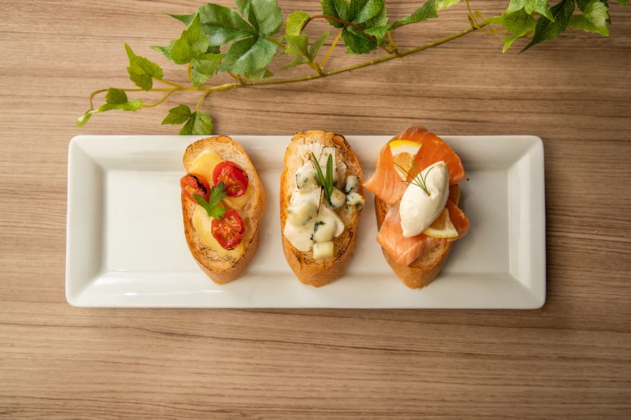 ブルルスケッタ 1P (2Pよりご注文ください）