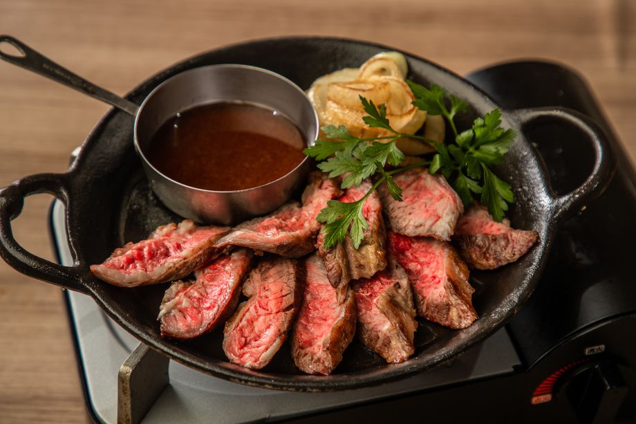 US産牛中落ちカルビGrill 焦がしオニオンソース