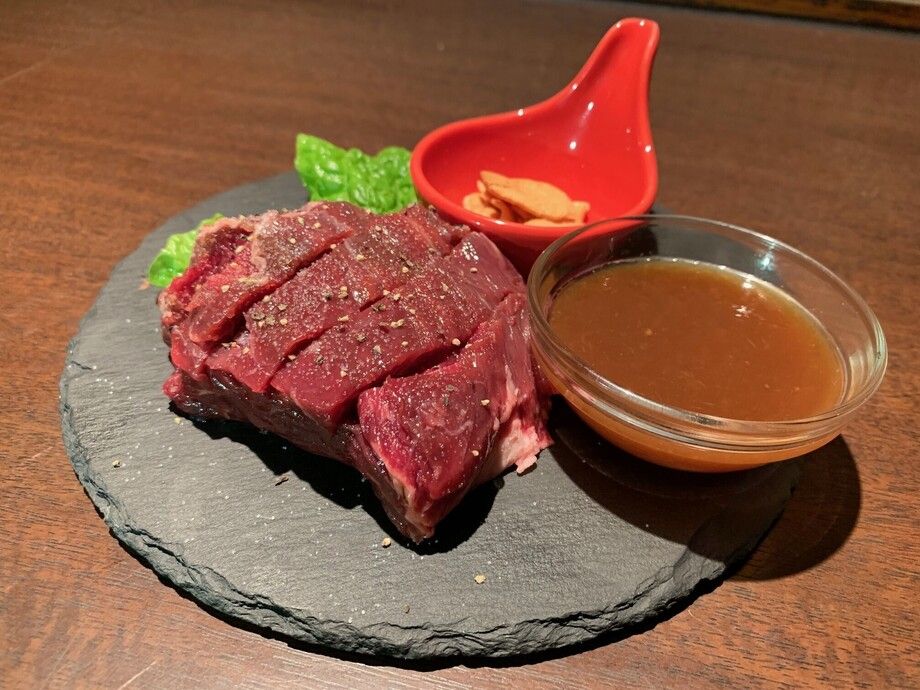 牛ハラミ塊ステーキ（1480円（税込））