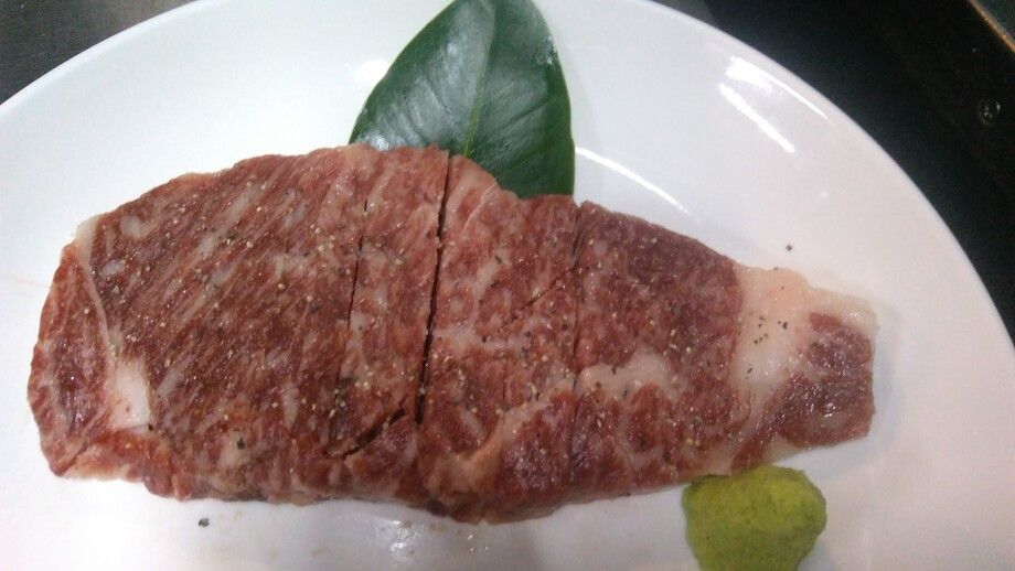 サーロイン(180g)（￥６０００－）